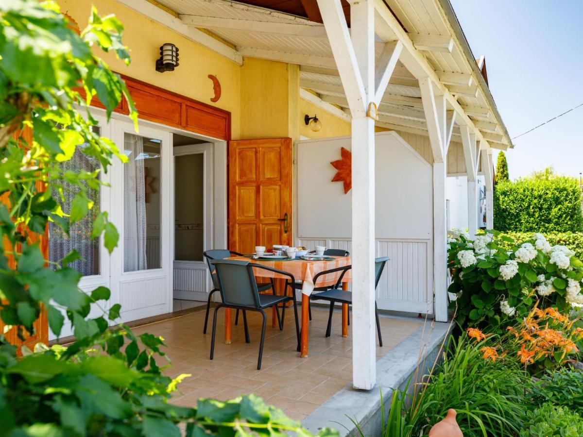 Holiday Home Jazmin By Interhome Balatonszarszo Eksteriør bilde