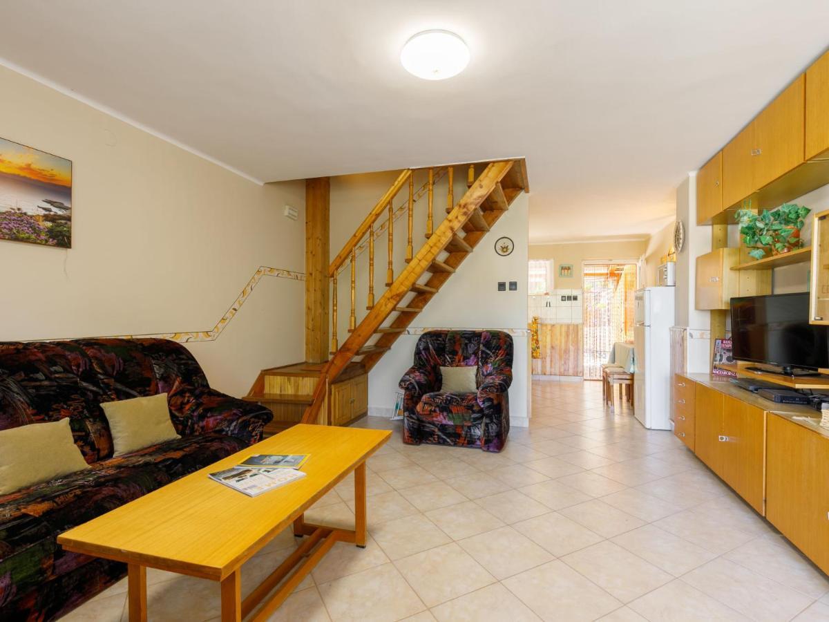 Holiday Home Jazmin By Interhome Balatonszarszo Eksteriør bilde